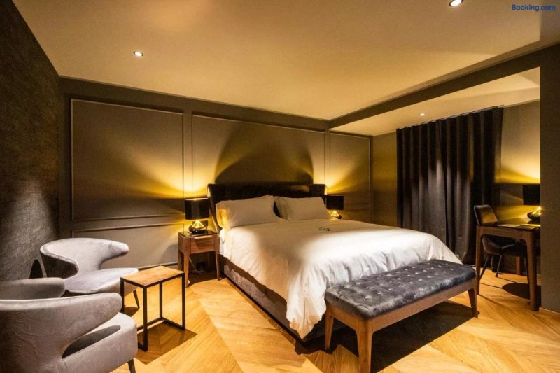DAM Boutique Hotel