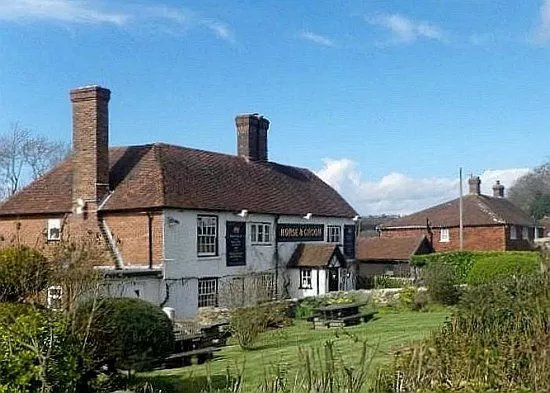 The Horse & Groom