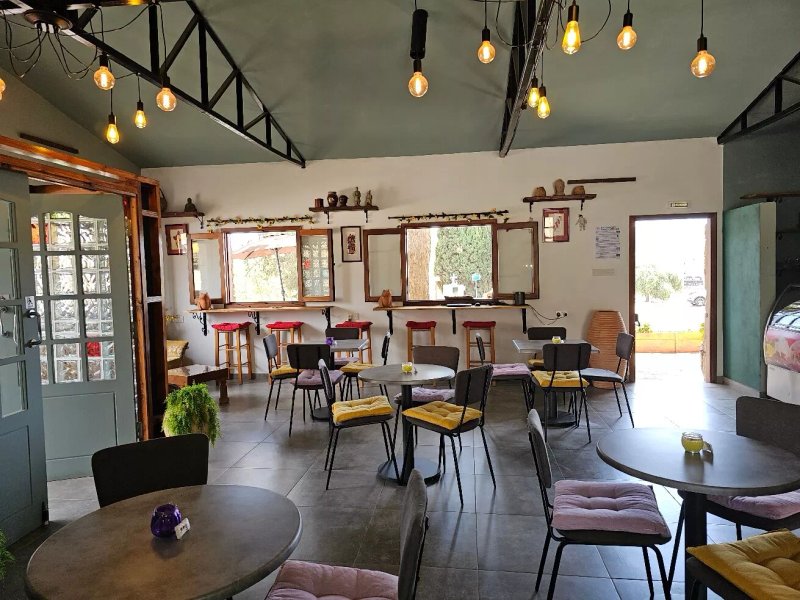 The Little Cafe On The Corner