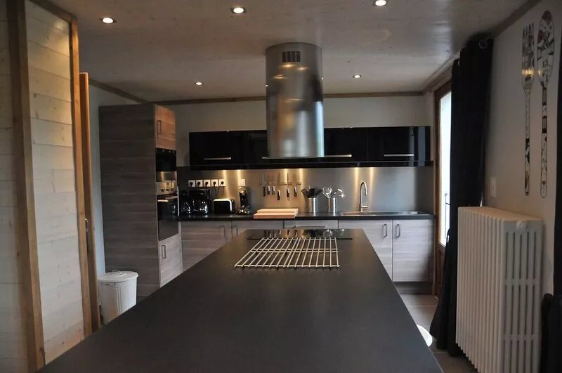 BOURG D'OISANS: Le Télégraphe ★ Sauna★ Billiards★ 6 bedrooms★ Games room