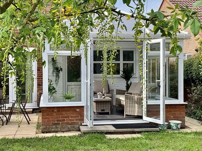 Trusthorpe - 5* dog-friendly holiday home from home next to dog-friendly beaches