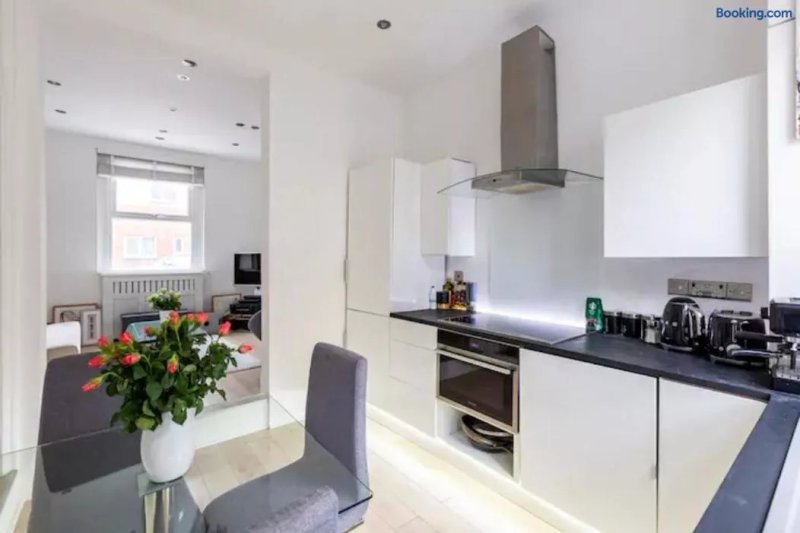 Smart London TownHouse