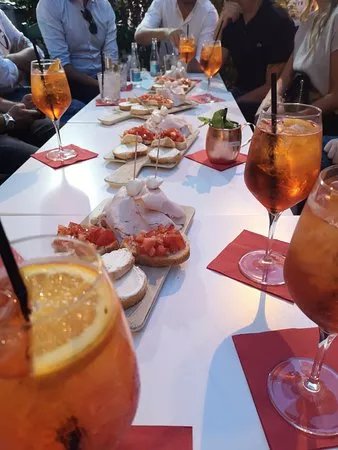 BellaVita Cafe