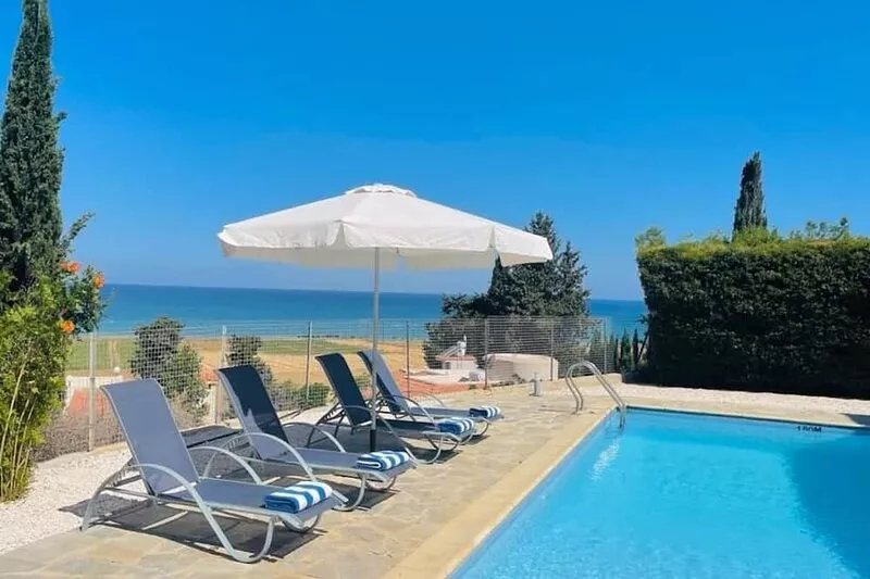Luxury, private, full sea view villa with large pool close to the beach