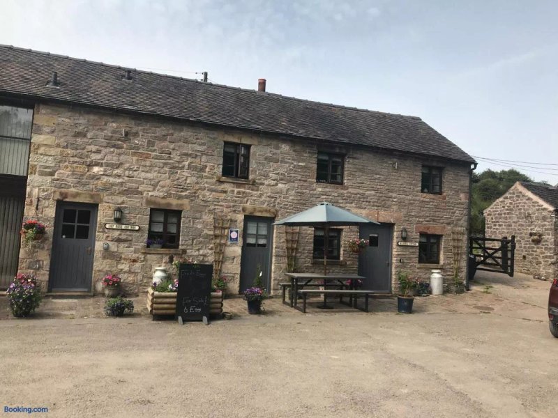 Waterside Cottages