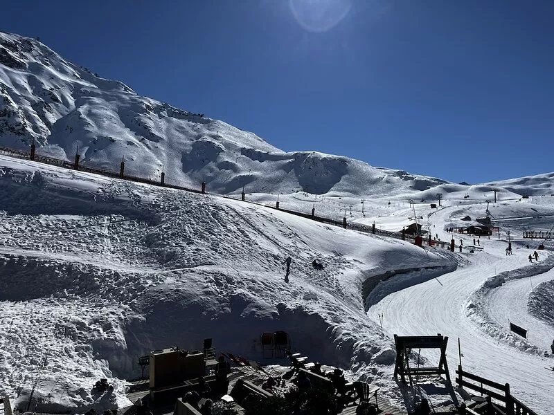 Arc 2000 - 4*. 46m2, 2 bedrooms 4/6 pers. Skiing, swimming pool, hammam, sauna.