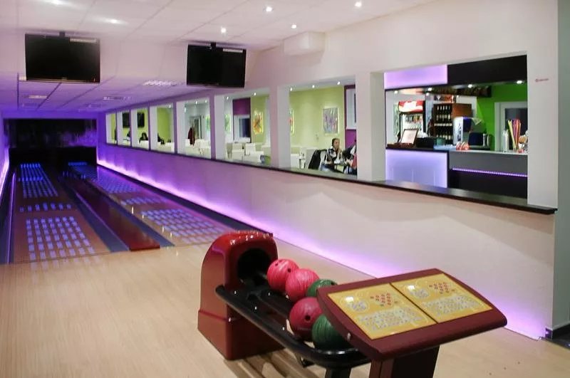 Bowling Motel Horne Oresany