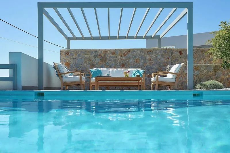 New Sea Side Villa with private pool and great views. Amazing for families