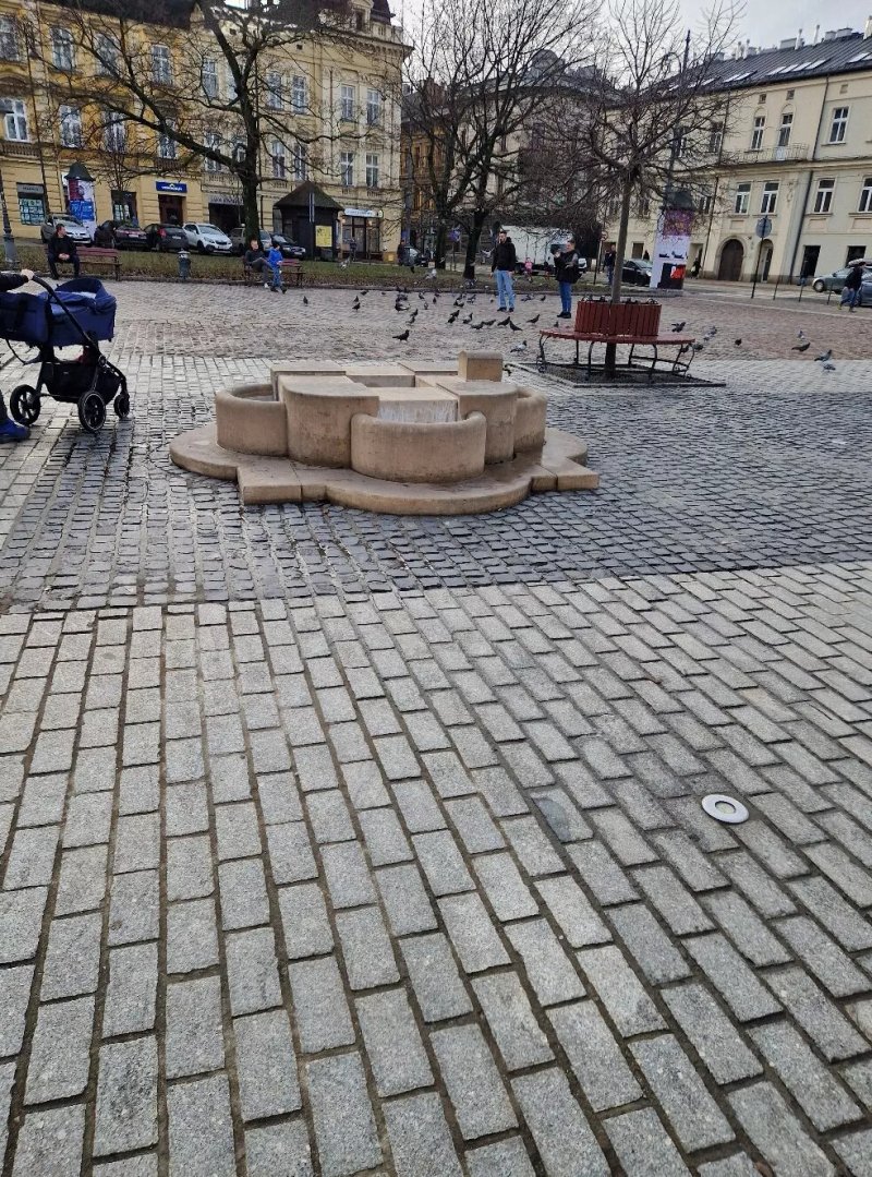 Rynek Podgorski Fountain