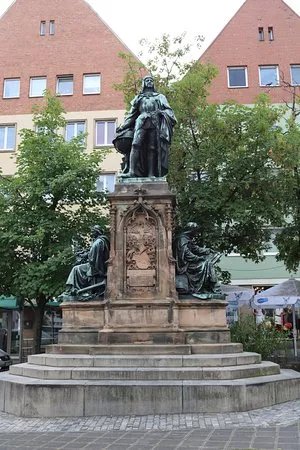 Martin Behaim Denkmal
