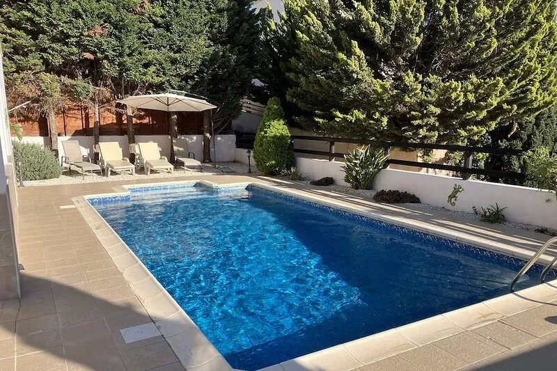 Private Pool - All En-Suite - Games Room - Large Sun Terrace - Full A/C - WiFi