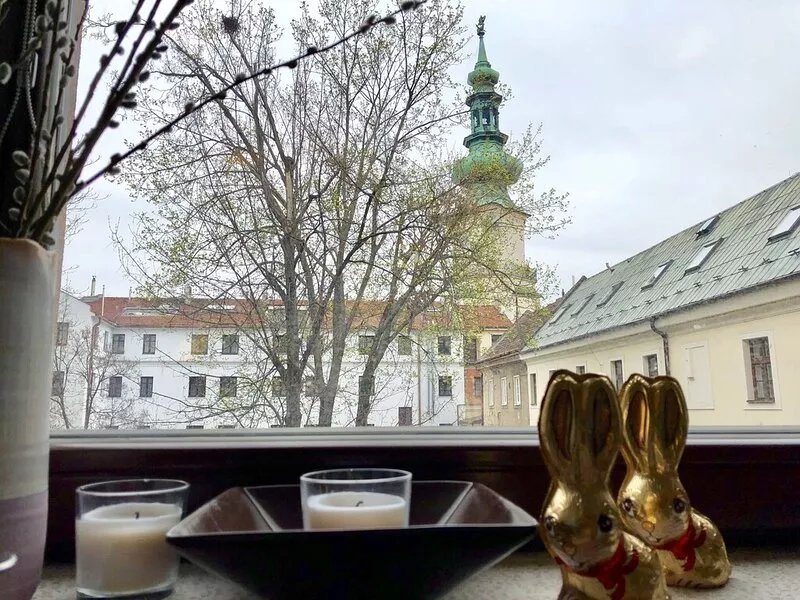 Heart of the Old Town Apartment with Balcony and A/C