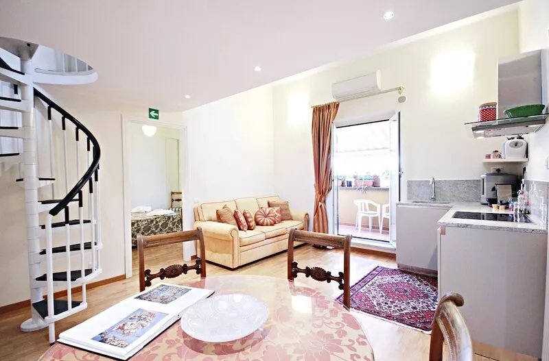 Terrace, City view, fully refurbished, walking distance to all monuments