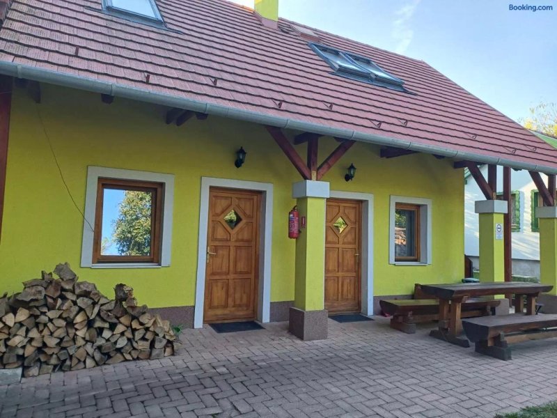 Zanati Apartmannhaz