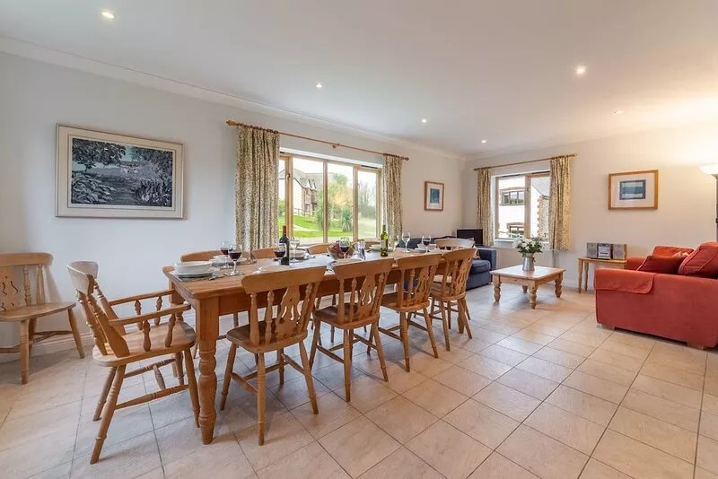 September is a lovely spacious house in the heart of Roserrow.