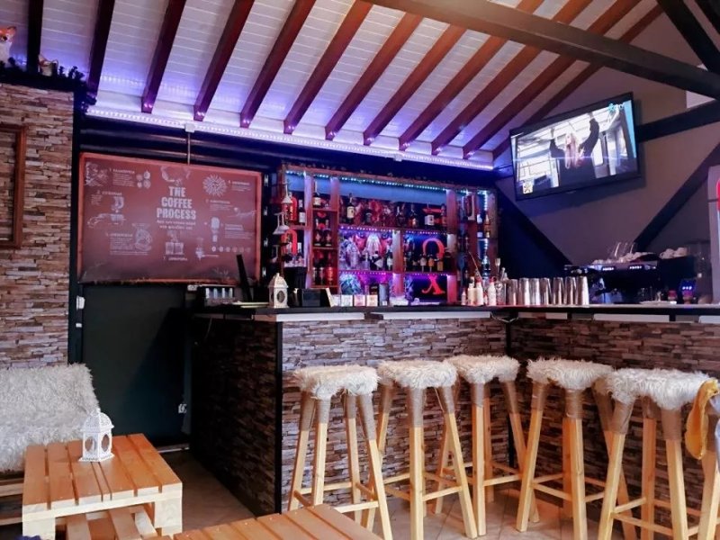 Fox Bar and Cafe