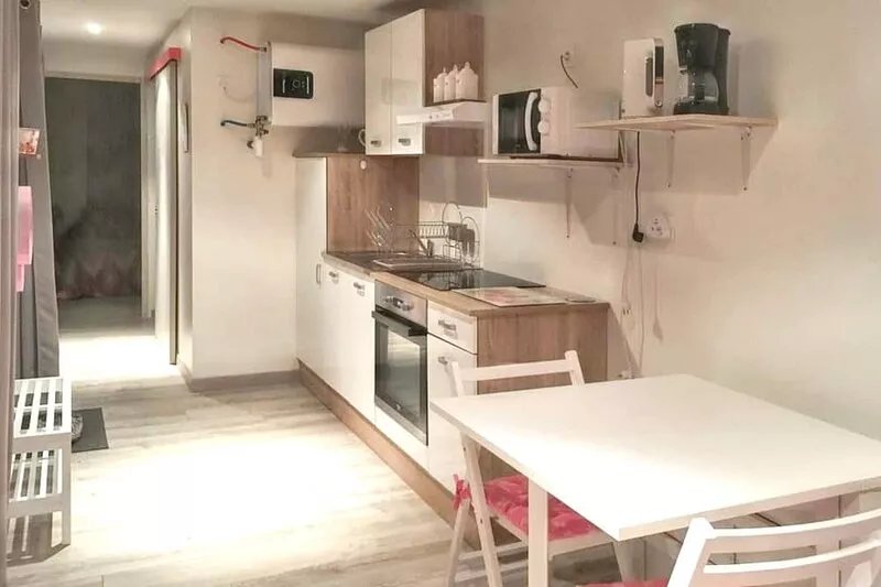 Homerez - Charming House in La Bouillie, garden, 25 m²