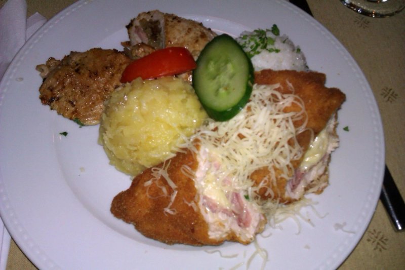 Corvina Hotel-Restaurant