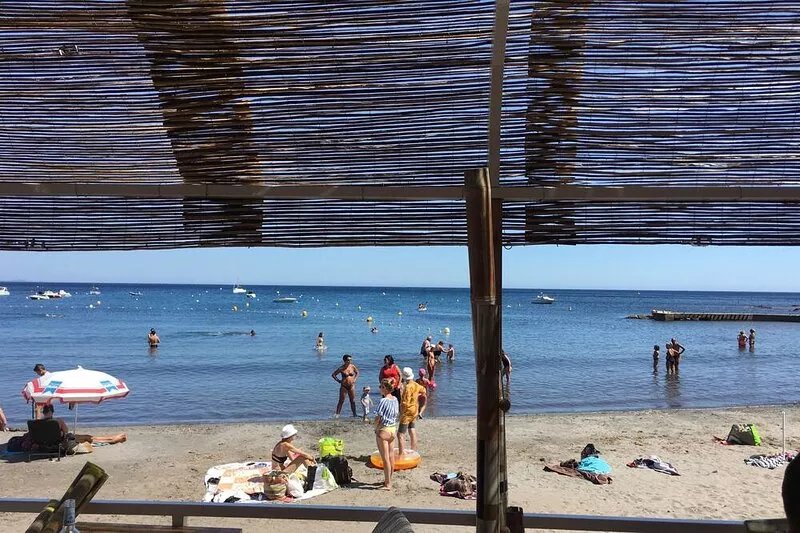 Peaceful charming paradise, beach at 70m, private swimming pool,  plancha