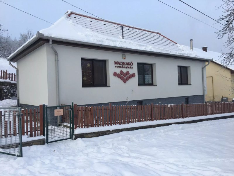 Macskako Vendeghaz