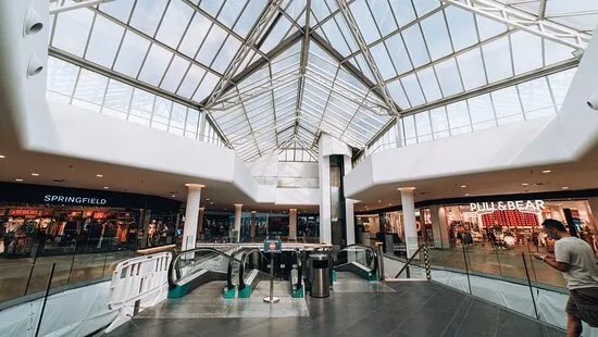 Centre Comercial Saler