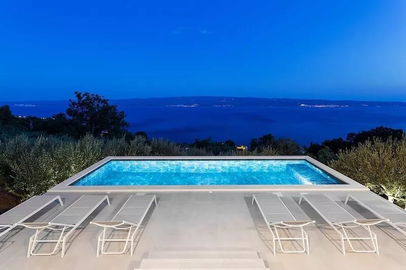 Luxury Villa Ovation heated pool sea view, panoramic view, quiet area, family