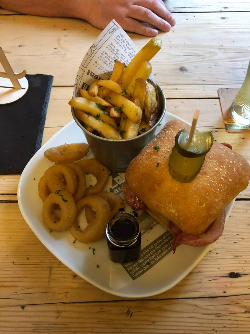 The Lion Inn