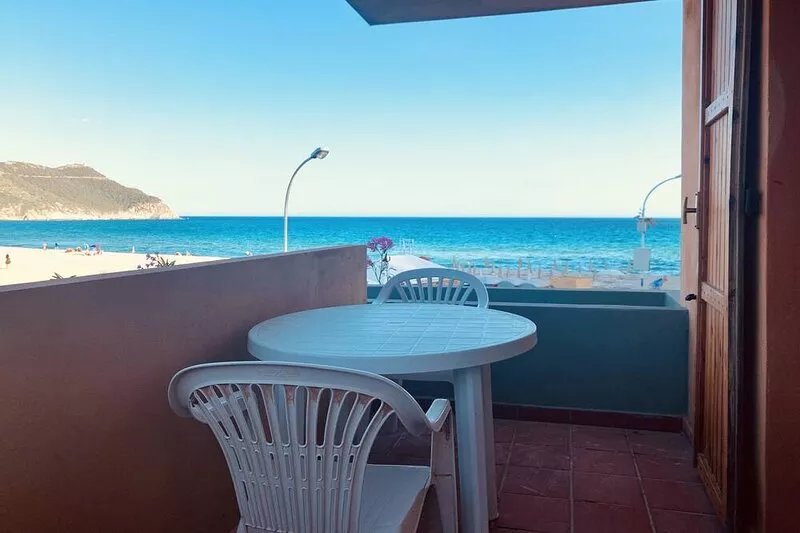 I'm very close to the beach and you? Dream or book one week?!?