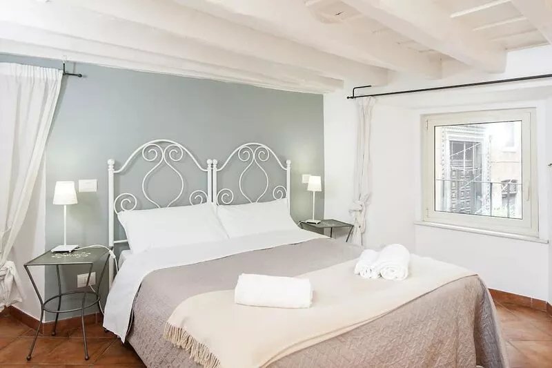 Cozy Apartment - Walking Distance from Navona and Vatican