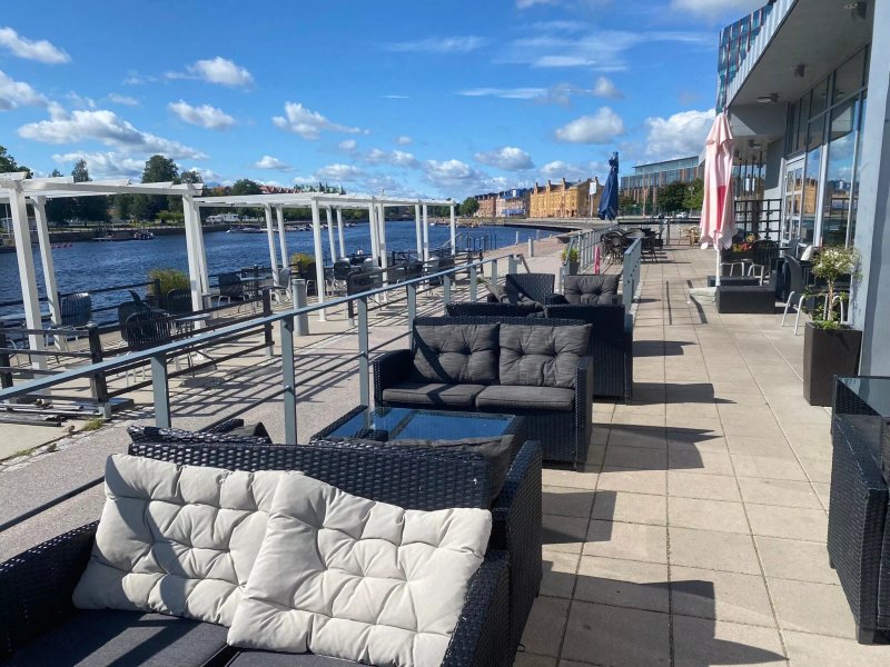 Kajen Glassbar & Cafe