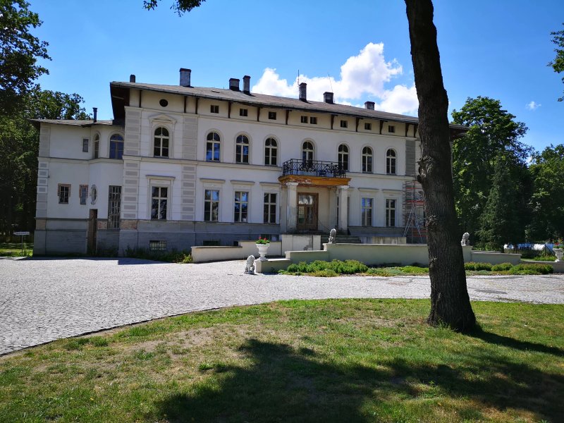 Palac Dabrowka