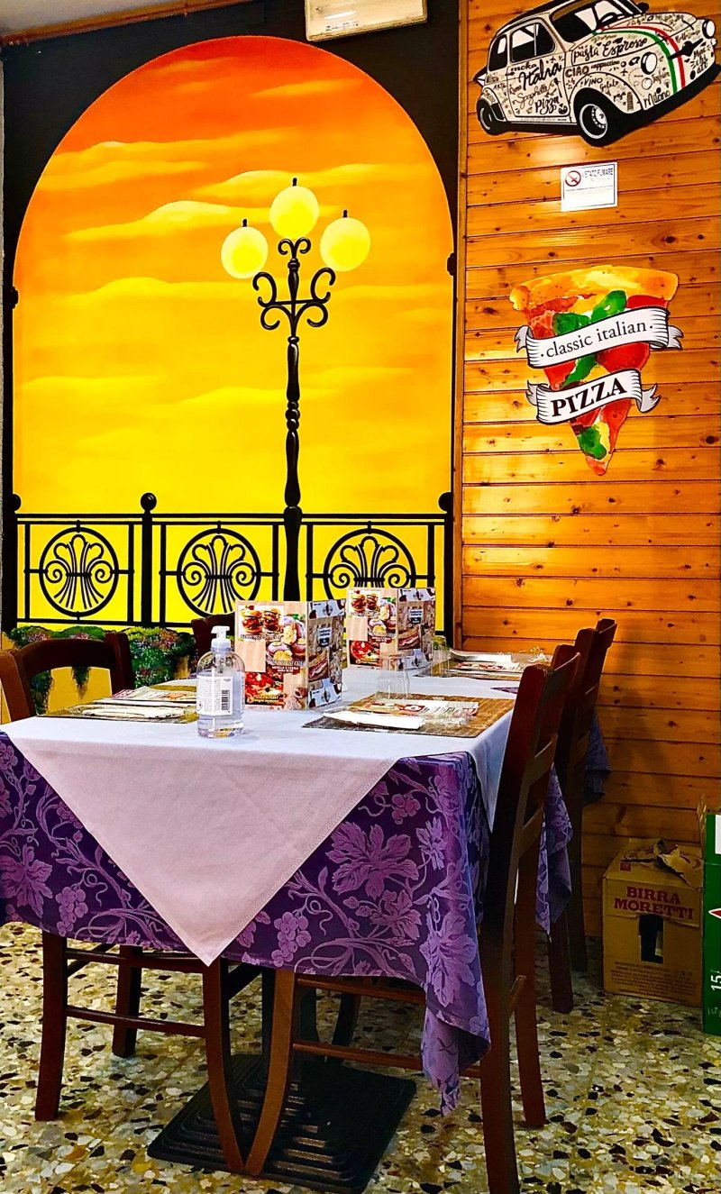 Pizzeria d Asporto Peperoncino