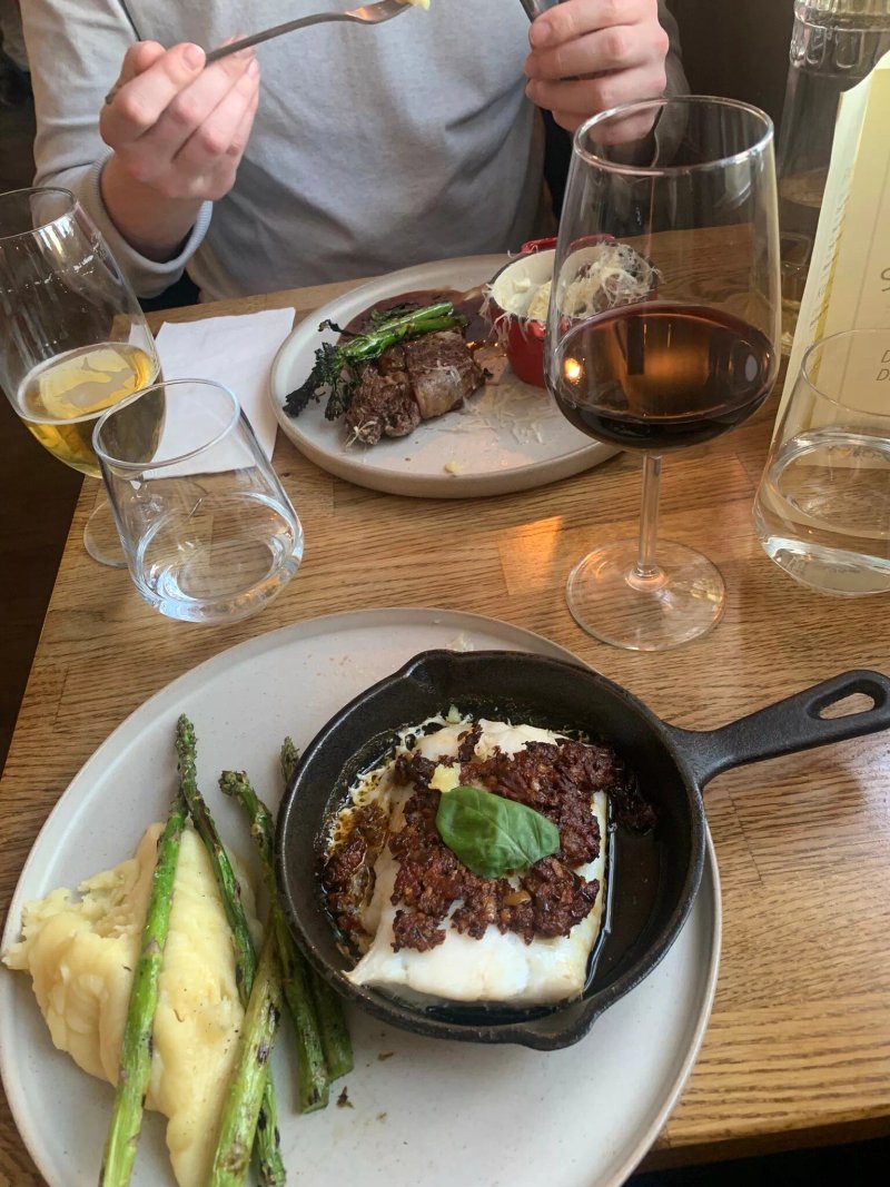 Skyrgeroin Restaurant