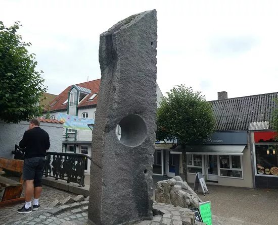 Statuen ''hulsten''