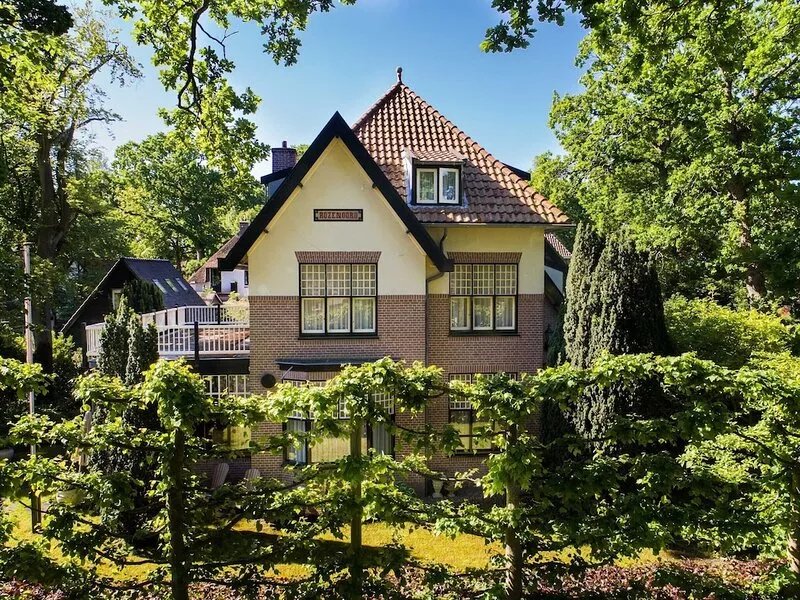 Bright studio in beautiful quiet area, 300m from the center of Bergen