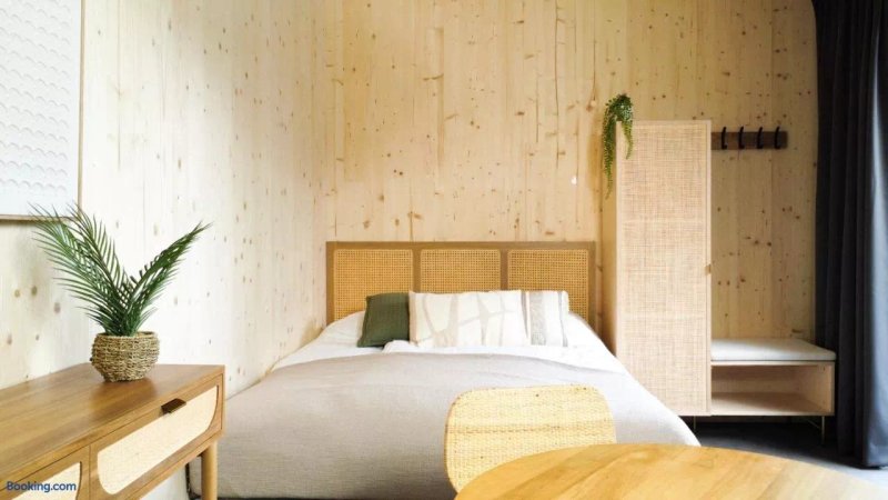 Hike & Bike Hotel