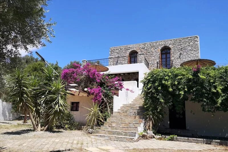Comfortable holiday house, spacious outdoor areas, wifi | Triopetra, Crete