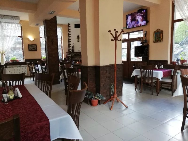 Semeen Hotel Han Dyavolski Vodi