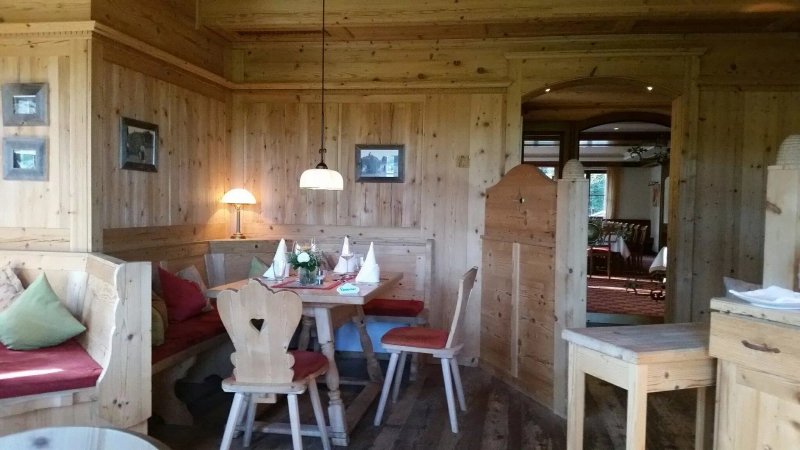 Schwarzwaldstube Bienenkorble