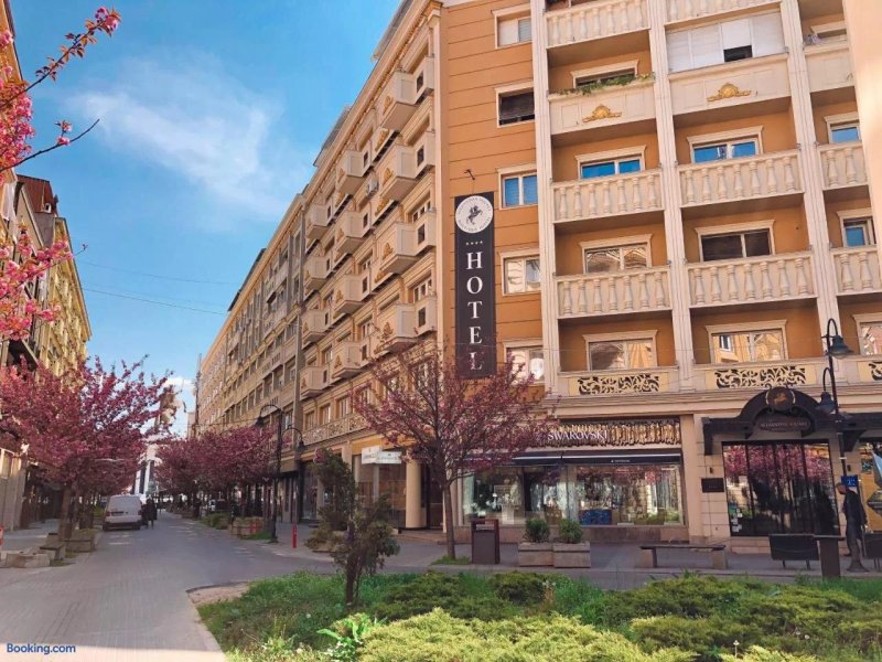 Alexandar Central Apartments
