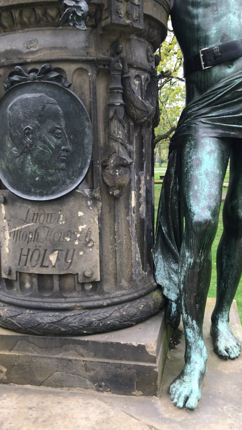 Holty-denkmal