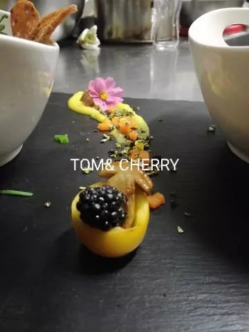 Tom & Cherry