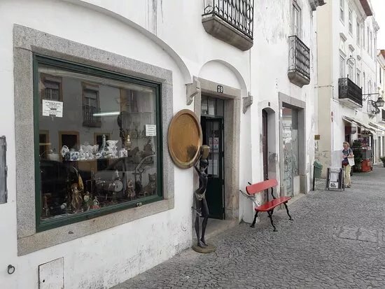 Carlos Antique Shop