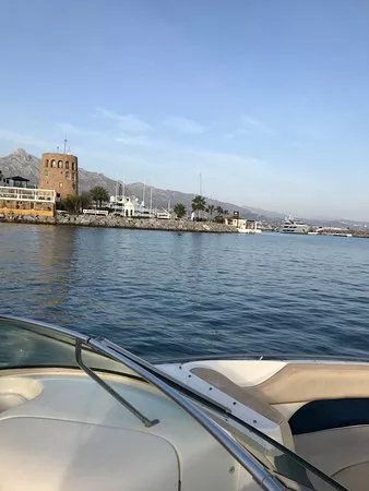 Monkey Boat Marbella