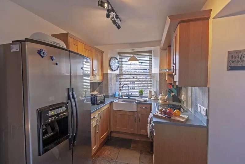 Stylish 4 bedroomed cottage with games room, 2 minute walk to Bowness high st