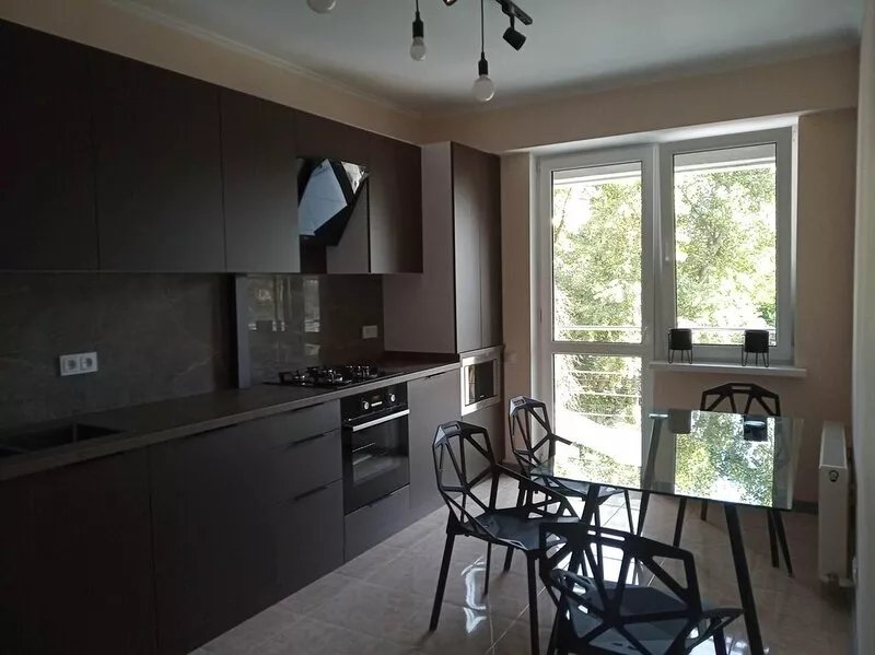 Comfy & brand new downtown apartment