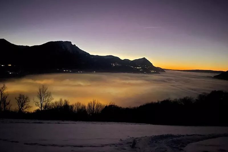 Large house, in the heart of the Grand Massif, near Les Carroz, sleeps 1 to 10.