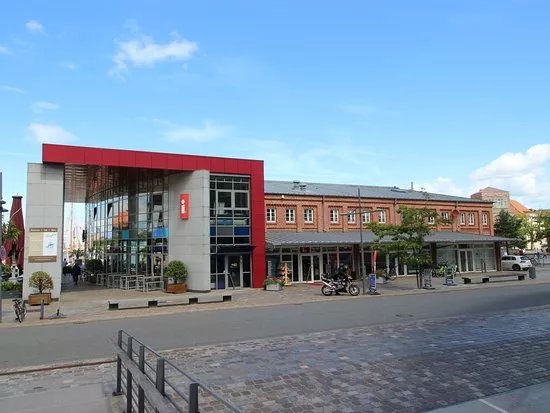 Tourist-Info Hafeninsel