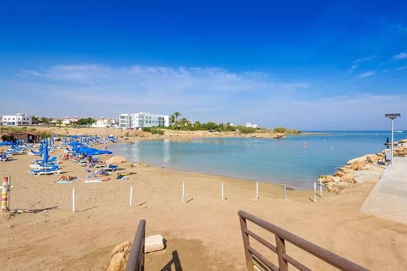 Ayia Triada View - A modern 4 bedroom Villa with private pool