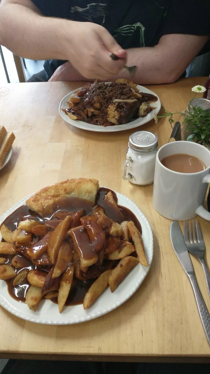 Dominic's Cafe